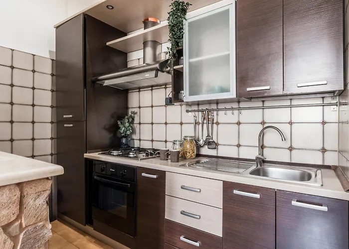 The Rent - Three-bedroom In Porta Maggiore Area Roma