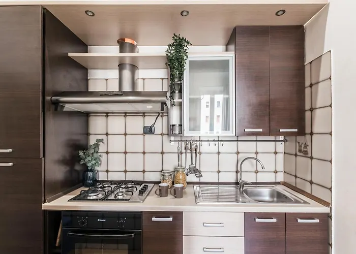 The Rent - Three-bedroom In Porta Maggiore Area