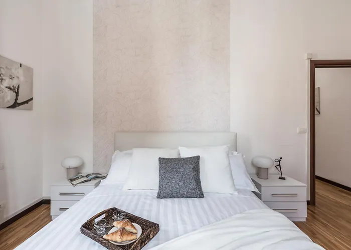 The Rent - Three-bedroom In Porta Maggiore Area Roma